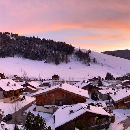 With Balcony Facing The Slopes * La Clusaz
